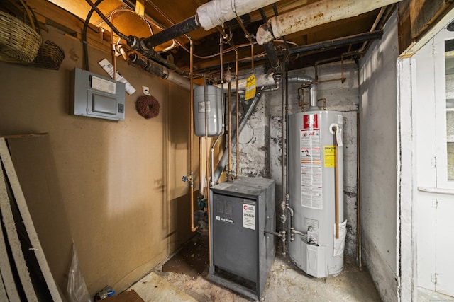 utilities featuring gas water heater and a heating unit