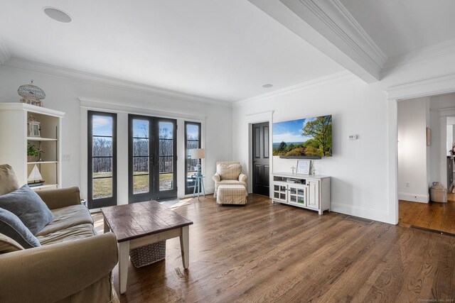 31 Birch Hill Rd, Lyme, CT 06371 - living room featuring crown molding, dark wood finished floors, and baseboards