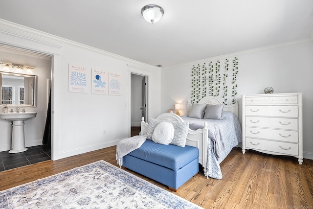31 Birch Hill Rd, Lyme, CT 06371 - bedroom featuring ornamental molding, wood finished floors, baseboards, and connected bathroom