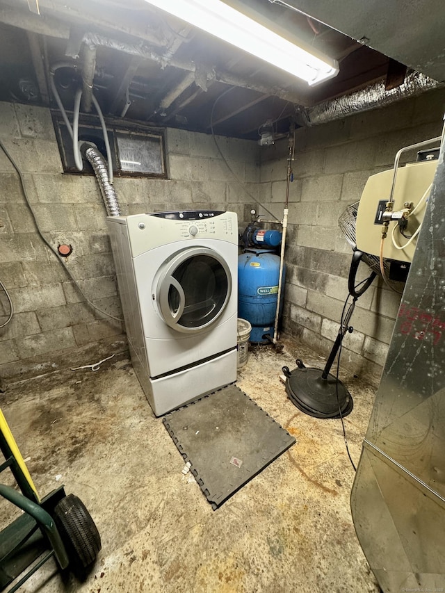 laundry area featuring laundry area and washer / clothes dryer