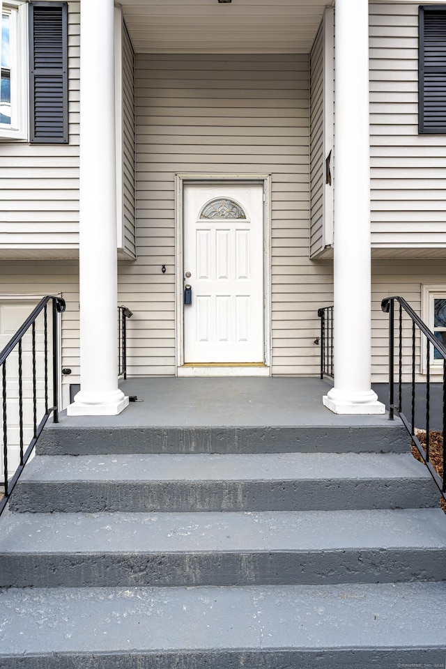 view of entrance to property