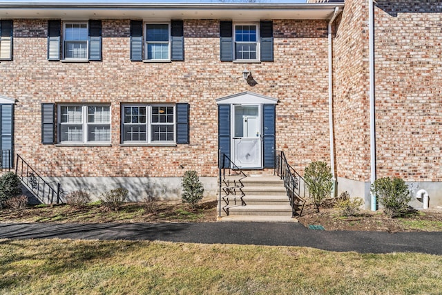 view of front of property with brick siding