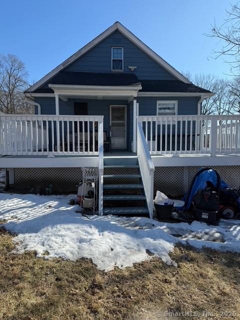 view of front of house featuring a porch