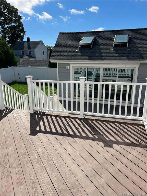 deck with fence