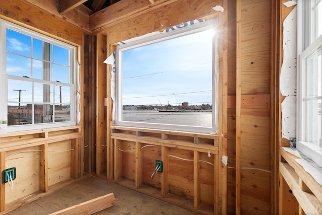 108 Thames St, Groton, CT 06340 - interior space