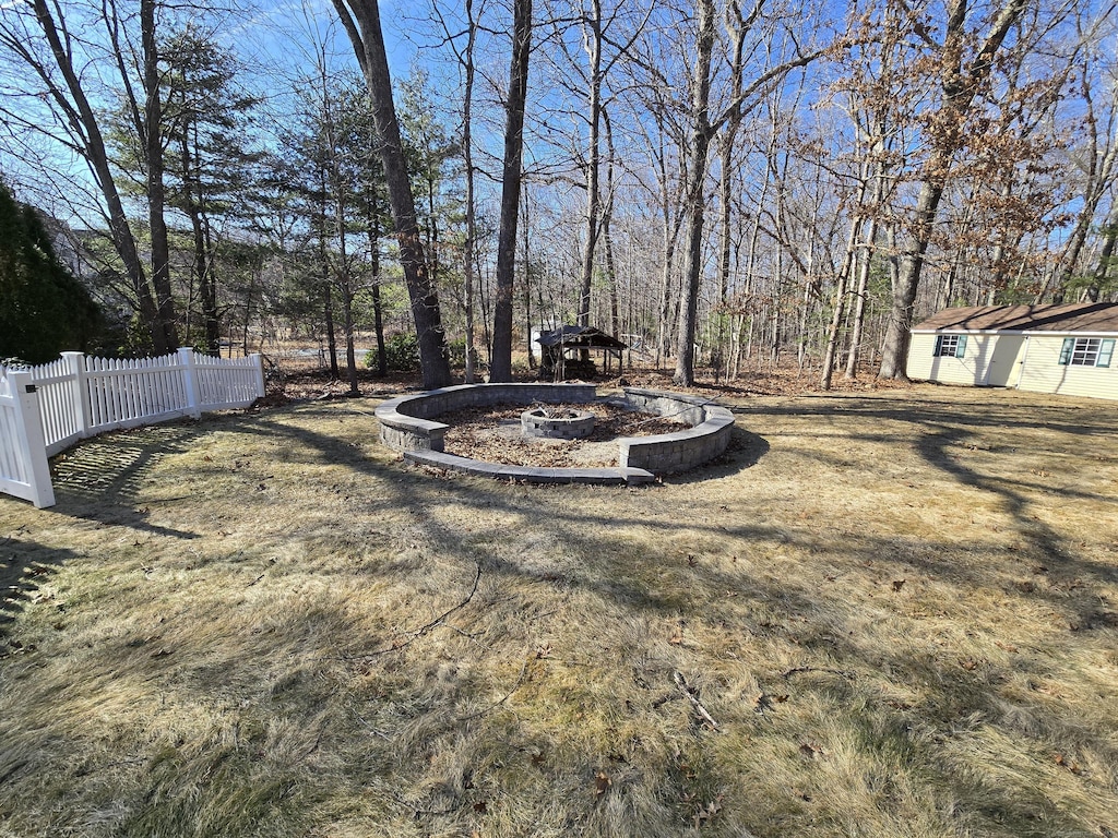 view of yard featuring fence