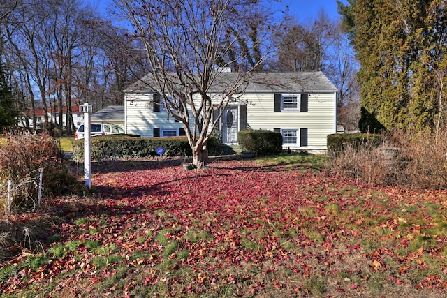 view of split foyer home