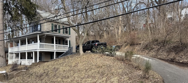 view of property exterior featuring driveway