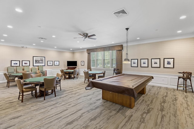 playroom with ornamental molding, billiards, and visible vents