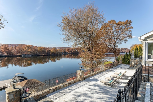 dock area featuring a water view