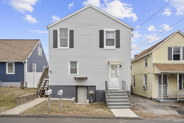 view of front of property