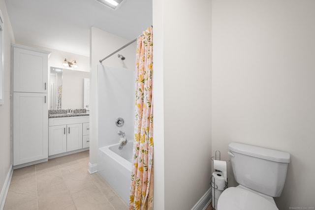 full bath with vanity, toilet, visible vents, and shower / bath combo with shower curtain