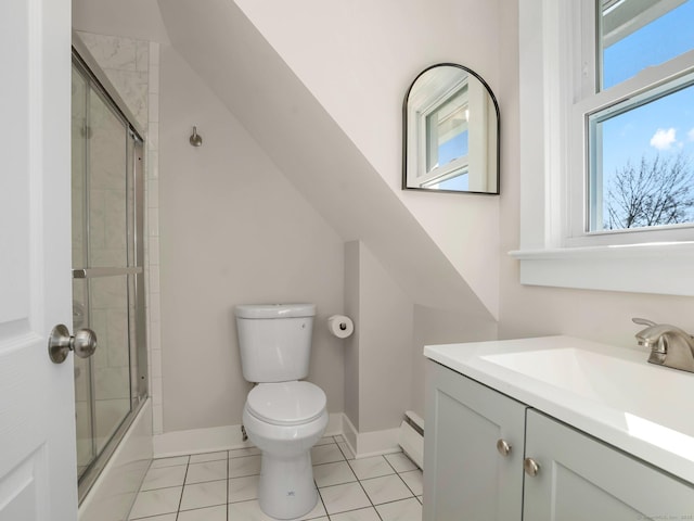 full bath featuring toilet, tile patterned flooring, baseboards, bath / shower combo with glass door, and vanity