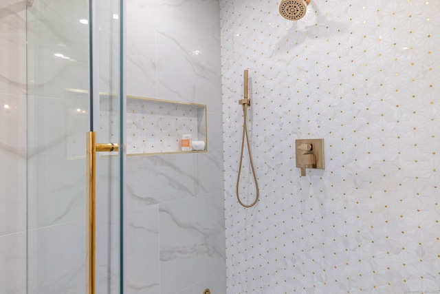 215 Paddock Hill Ln, Fairfield, CT 06824 - full bath featuring a shower stall