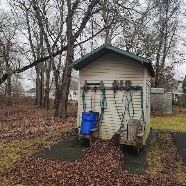 view of outbuilding featuring an outdoor structure