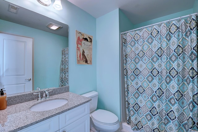 full bathroom with visible vents, toilet, vanity, and a shower with shower curtain