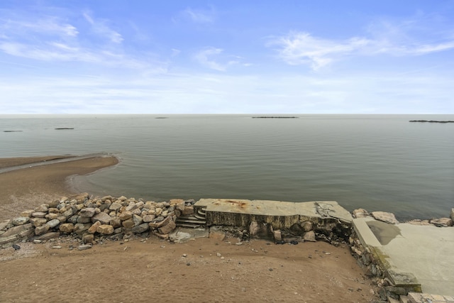 2 Jamaica Ct, East Haven, CT 06512 - water view
