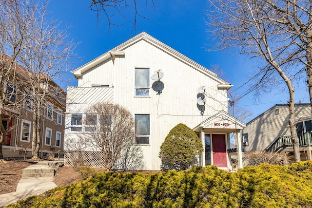 view of front of house