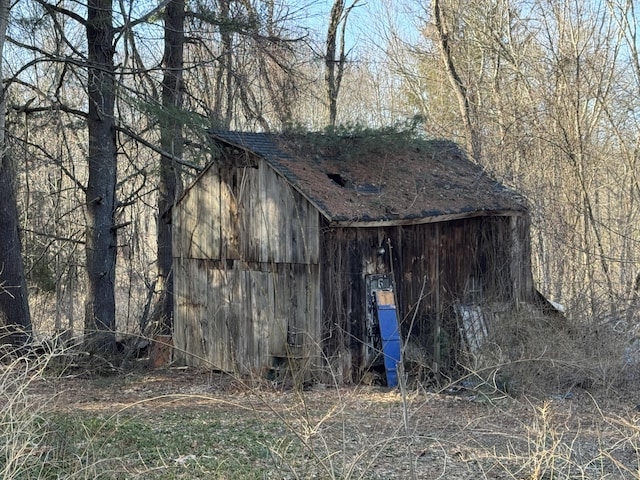 view of outdoor structure featuring an outdoor structure