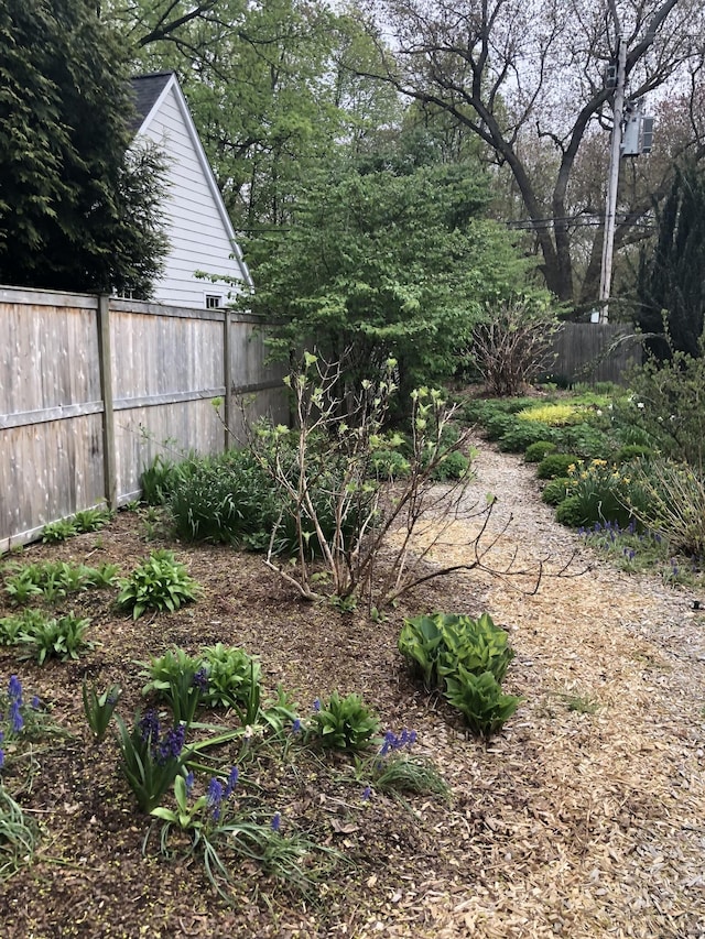 view of yard featuring fence