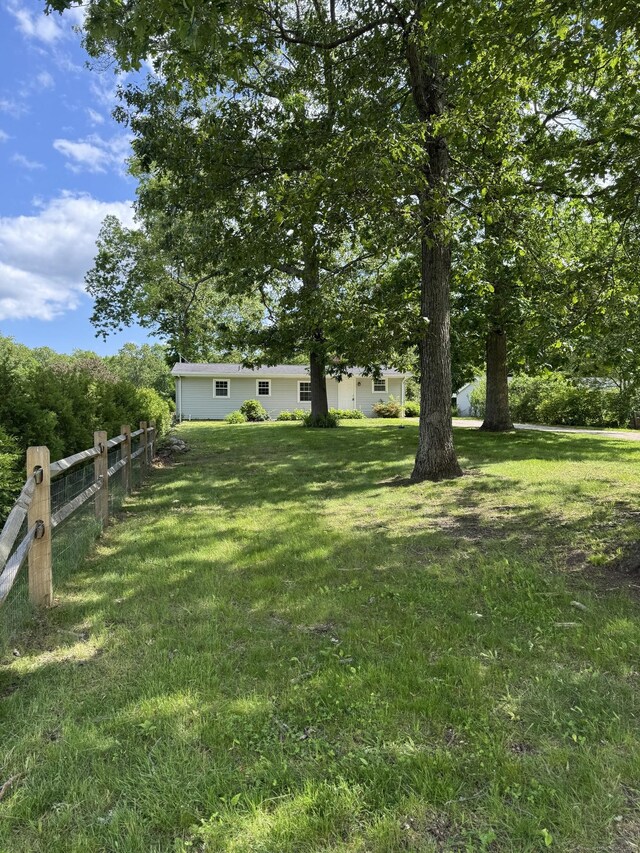 26 Oconnell Rd, East Haddam, CT 06423 - view of yard