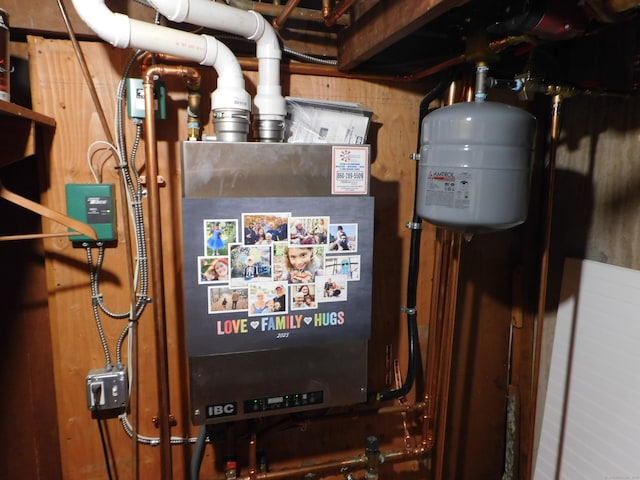 view of utility room