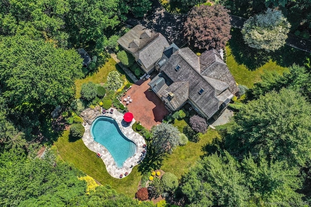23 Benedict Hill Rd, New Canaan, CT 06840 - aerial view of a pool area