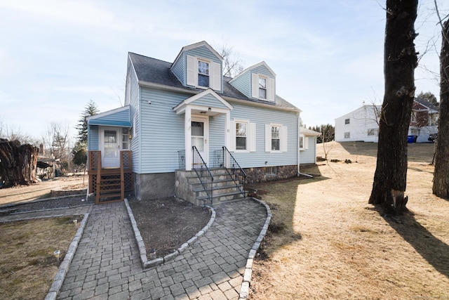 view of front of house