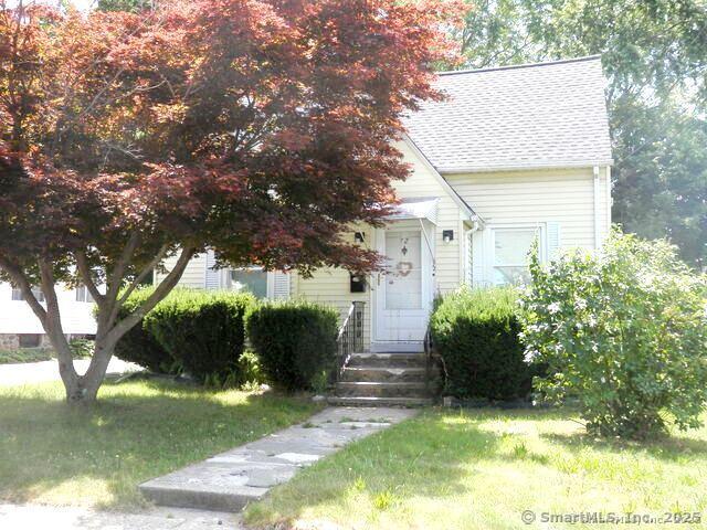 72 Hinsdale Ave, Waterbury, CT 06705 - photo 2