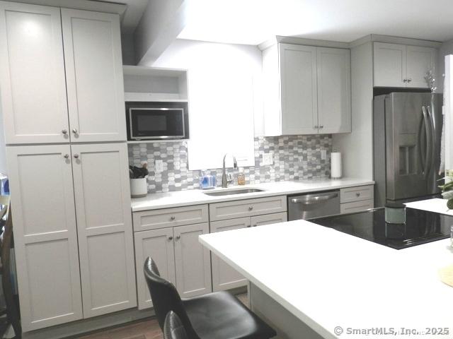 72 Hinsdale Ave, Waterbury, CT 06705 - photo 7