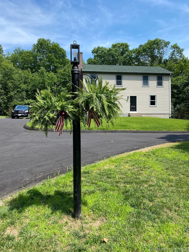 exterior space featuring a yard