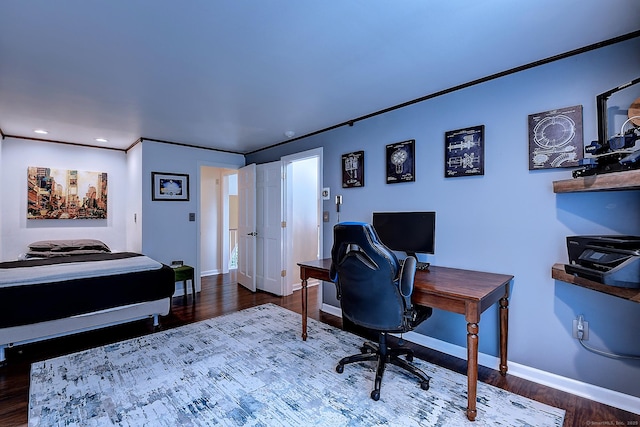 office space with recessed lighting, ornamental molding, baseboards, and wood finished floors