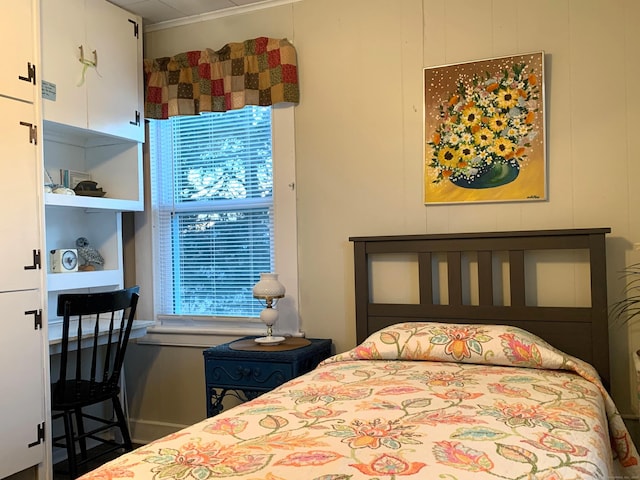 28 Bowhay Hill Rd, Branford, CT 06405 - bedroom featuring multiple windows