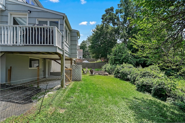 view of yard featuring fence