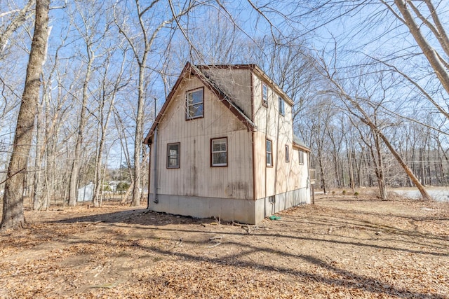 view of home's exterior