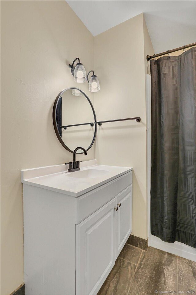 827 Oronoke Rd Apt 2-11, Waterbury, CT 06708 - full bathroom with vanity and a shower with curtain