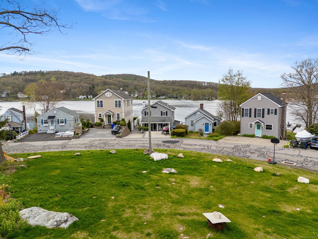 129 Shore Dr, Winchester, CT 06098