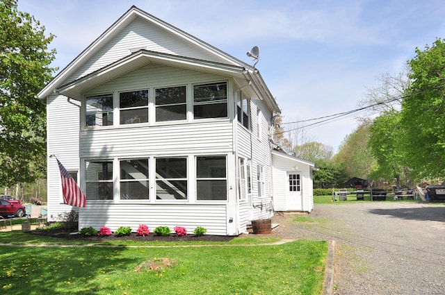 61 E St, Bethlehem, CT 06751 - view of front of property with a front lawn