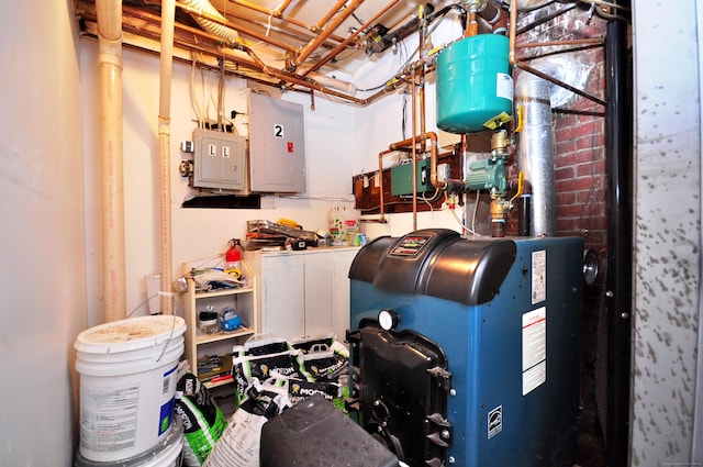 61 E St, Bethlehem, CT 06751 - utilities featuring electric panel and a heating unit