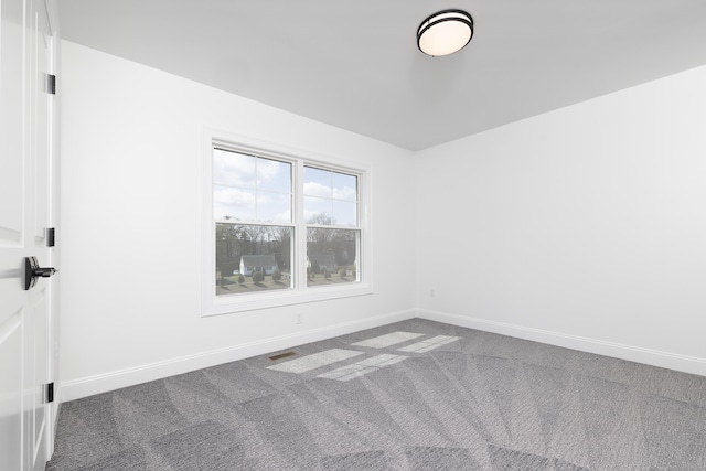 25 Oakwood Cir Unit 7, Plainville, CT 06062 - carpeted spare room featuring baseboards and visible vents