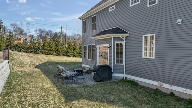 view of yard with a patio area