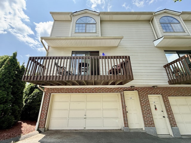 817 Woodtick Rd Unit A, Waterbury, CT 06705 - photo 1