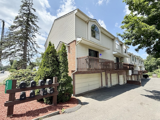 817 Woodtick Rd Unit A, Waterbury, CT 06705 - photo 2
