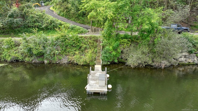 25 Brookbridge Dr, Newtown, CT 06482 - aerial view featuring a water view