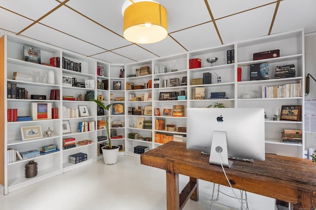 58 Middle Haddam Rd, East Hampton, CT 06456 - office space featuring concrete flooring