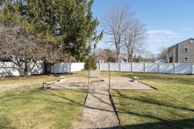 387 N River St, Guilford, CT 06437 - view of yard