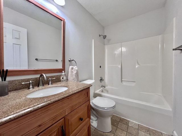 200 Yale St Unit 15B, Waterbury, CT 06704 - full bathroom featuring shower / bathtub combination, toilet, and vanity