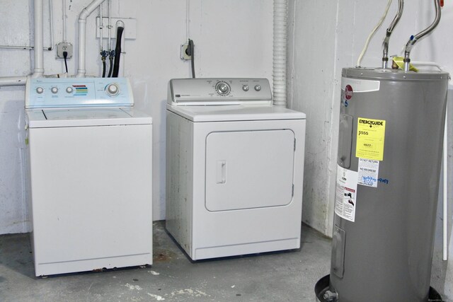 200 Yale St Unit 15B, Waterbury, CT 06704 - laundry room with washing machine and clothes dryer, laundry area, and electric water heater