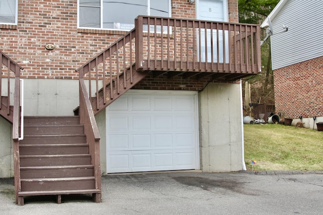 200 Yale St Unit 15B, Waterbury, CT 06704 - view of garage