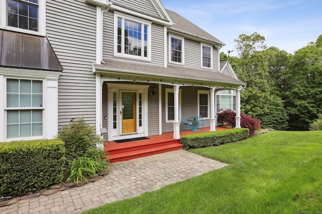 250 Valley Stream Ln, Southbury, CT 06488 - view of front of home featuring a porch and a front yard